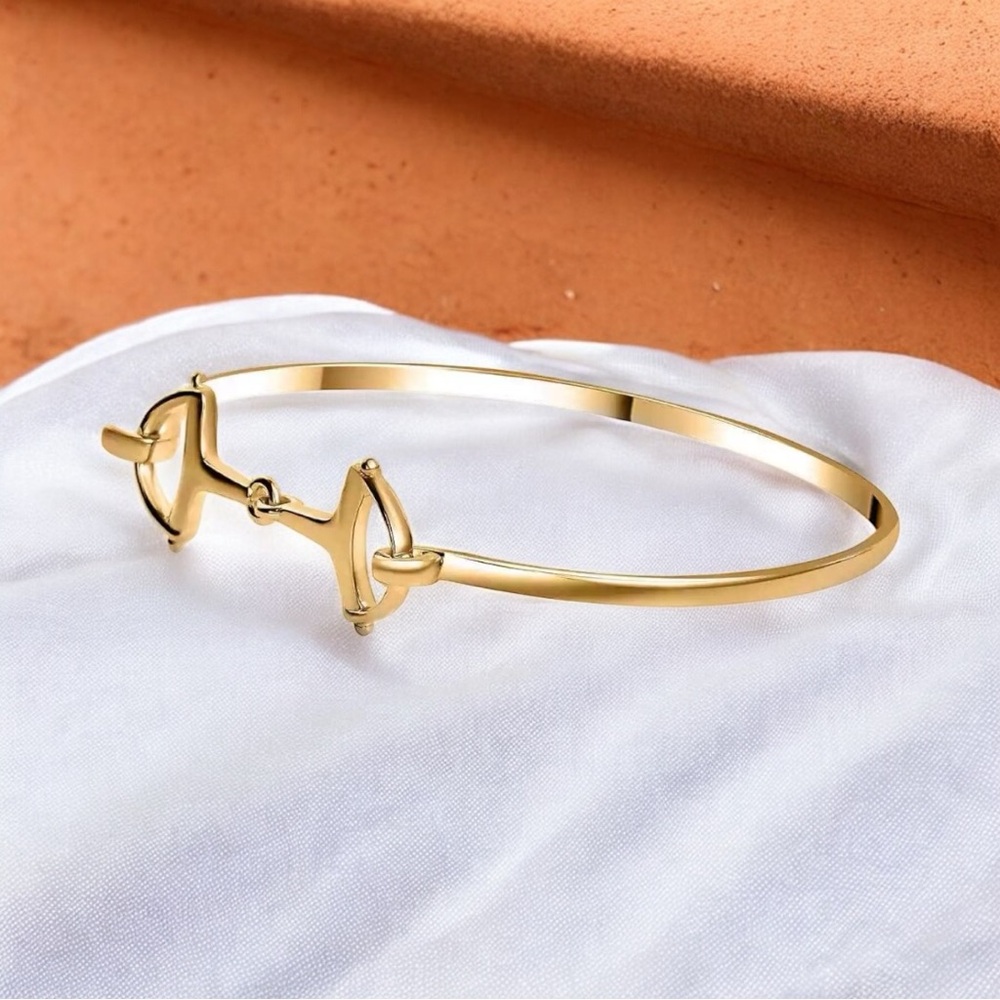 Snaffle Openable Bangle Bracelet In Gold - image 2